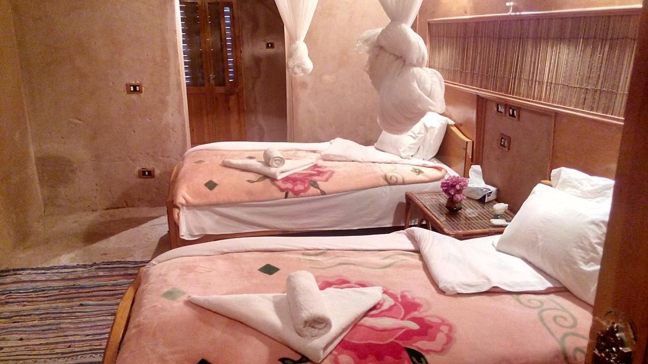 Eskaleh Eco-Lodge Abu Simbel Exteriör bild